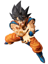 Load image into Gallery viewer, Dragon Ball Son Goku Kamehameha Action Figure