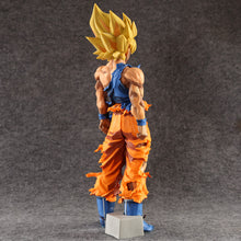 Load image into Gallery viewer, Dragon Ball Z Super Saiyan Son Goku Battle Damaged Ver 1/4 Figure